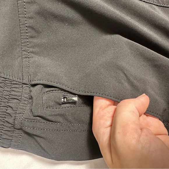 Athleta Chelsea Utility Joggers sz 10 Black - Picture 10 of 16